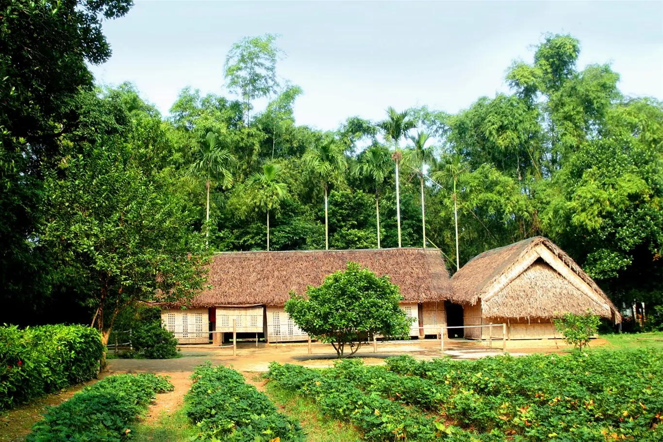 Khu di tích Kim Liên - quê Bác Hồ