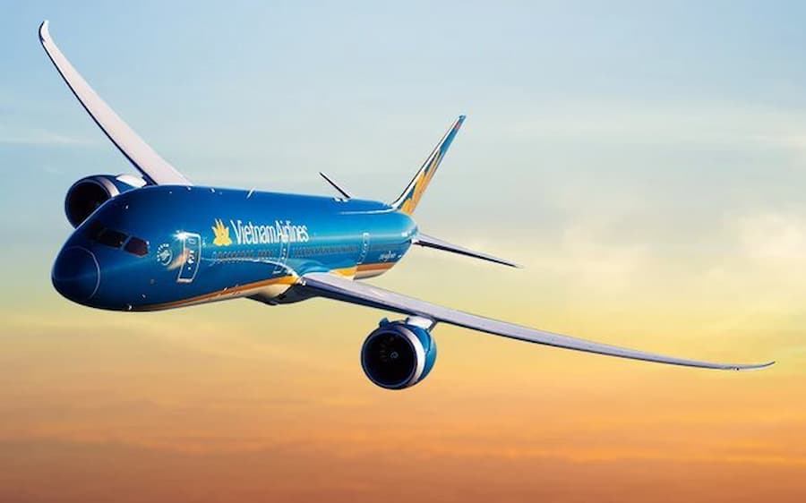 Máy bay hàng không Vietnam Airlines